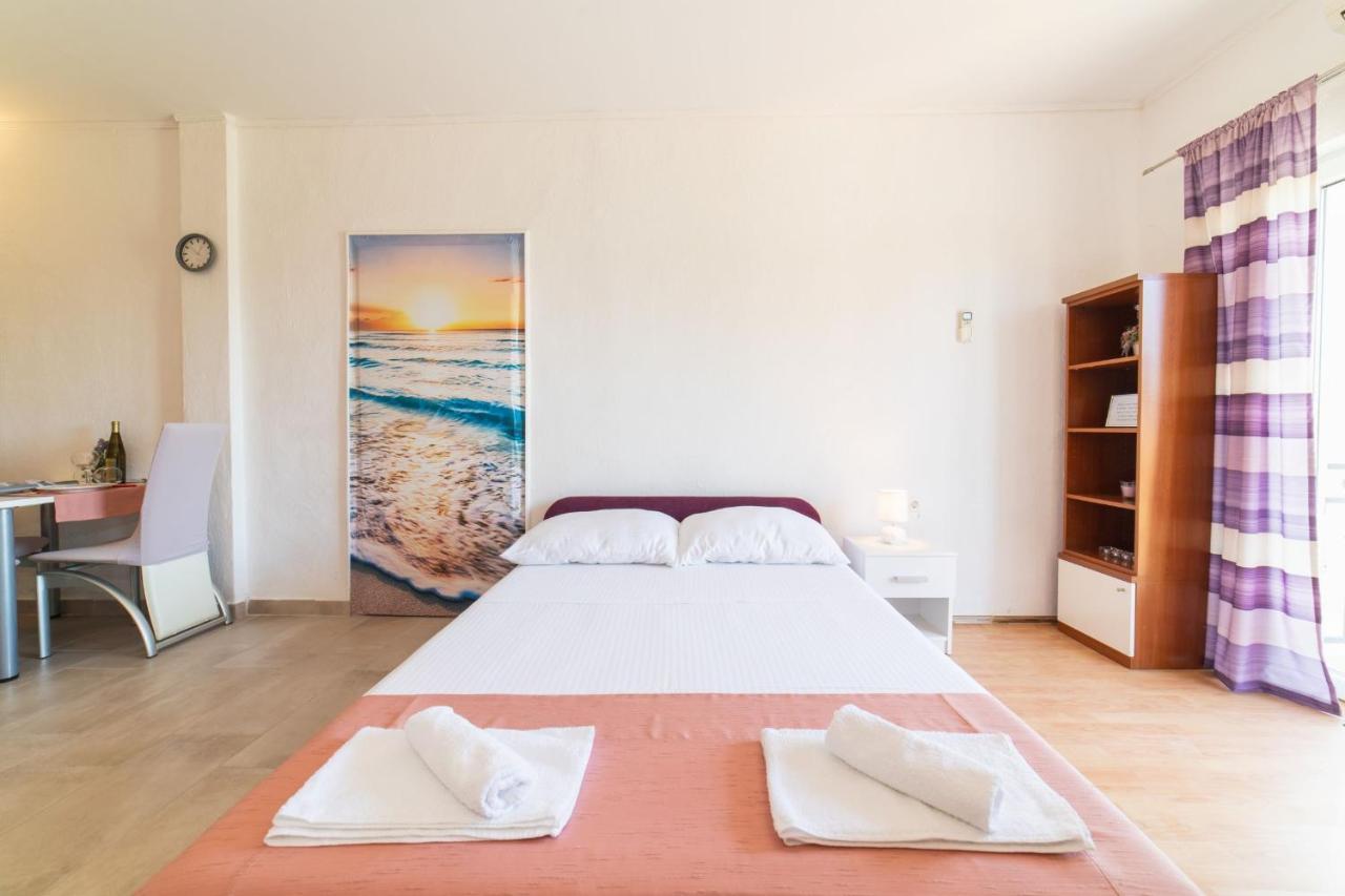 Apartment Livaja Kaštel Novi Exteriér fotografie
